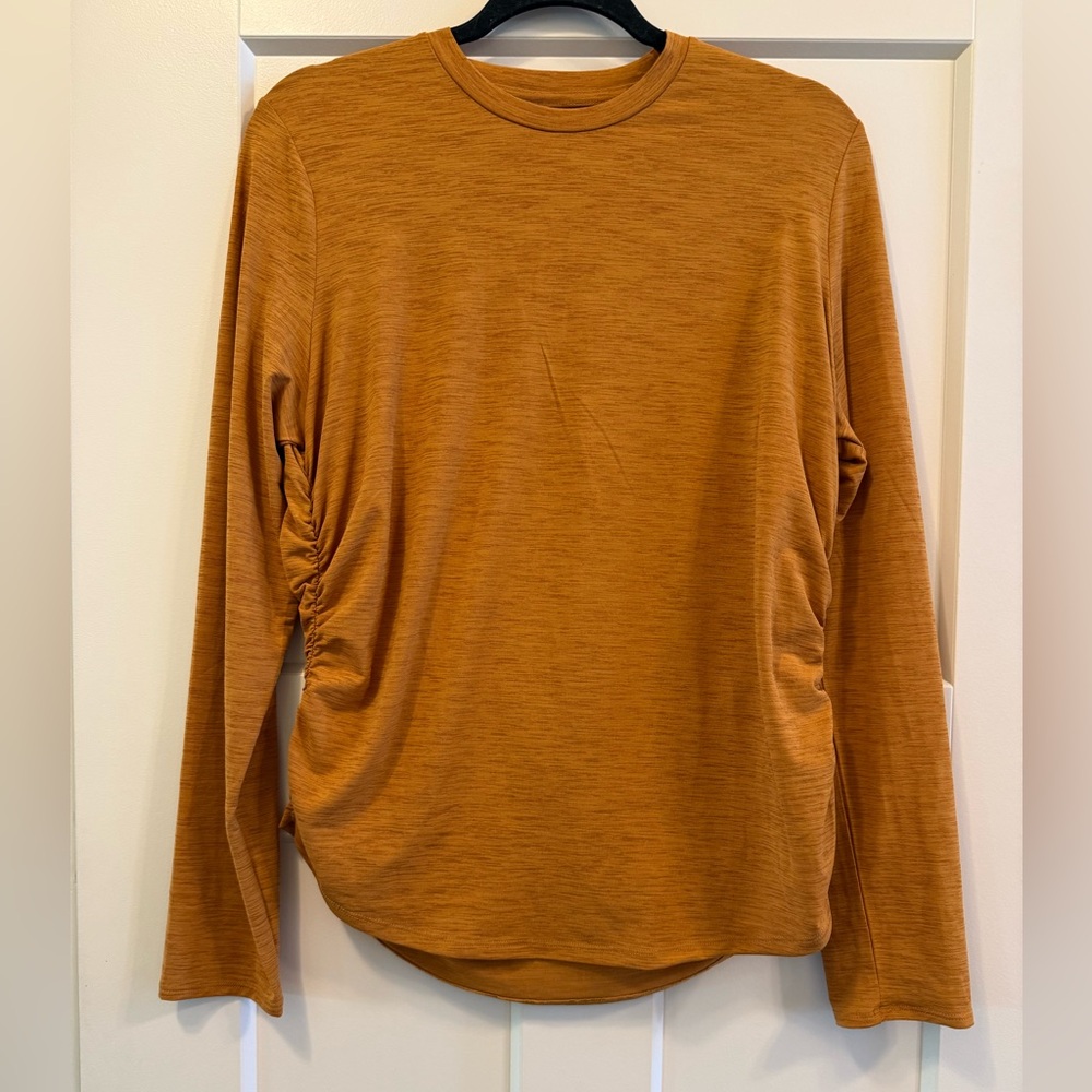 CALIA by Carrie Underwood Long Sleeve Ruched Side Top in Mustard